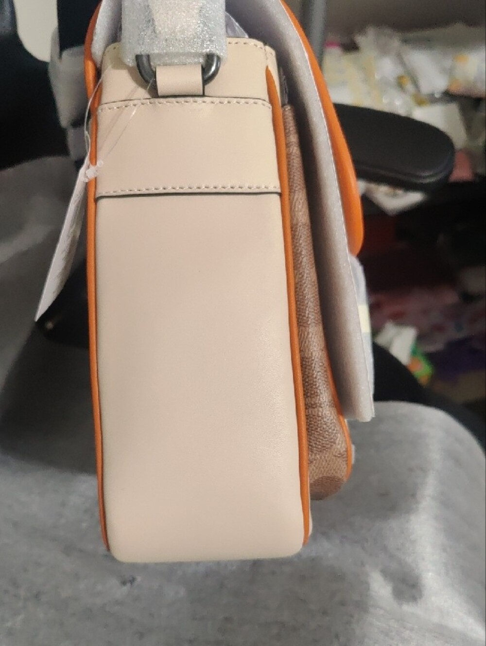 Coach Racer Messenger Cream/Orange Leather Crossbody NWT - Picture 3 of 8
